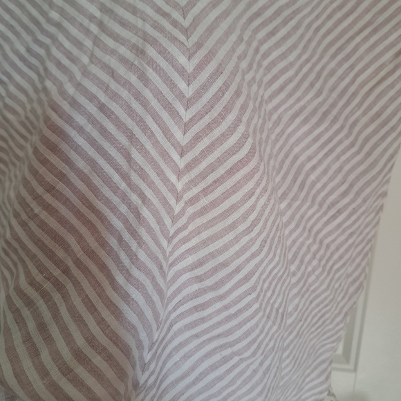 TAHARI 100% LINEN TOP V Neck short sleeve stripe coastal resort wear beachy SM - Picture 4 of 10